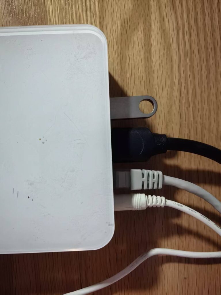 【首发体验】N1 盒子刷入飞牛 fnOS (ARM内测版) 保姆级教程:老设备焕发第二春?